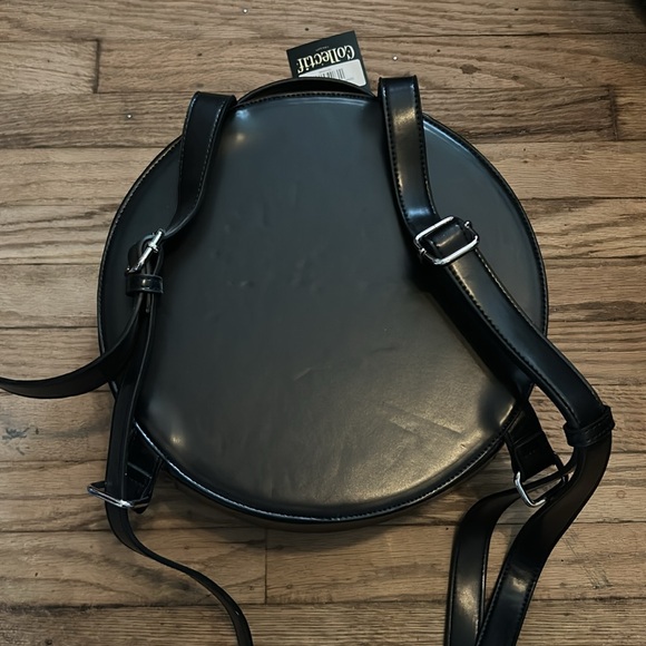 Spooky babe round backpack - Picture 2 of 5